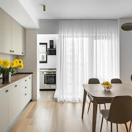 Innera W. Parking & Ac Bucharest
