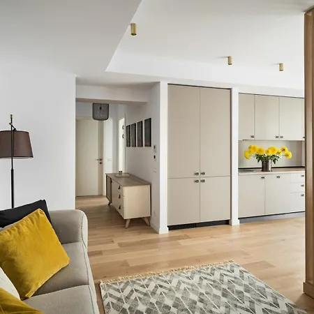 Innera W. Parking & Ac Apartment Bucharest